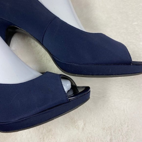 Bandolino Navy Mylah Peep Toe Satin Feel Heels, size‎ 8.5 M - Picture 7 of 12